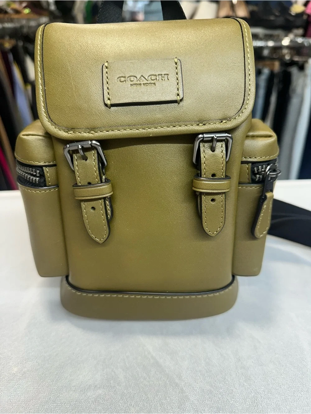 Coach Sprint Sling  Pack  Leather bag .  New no tag